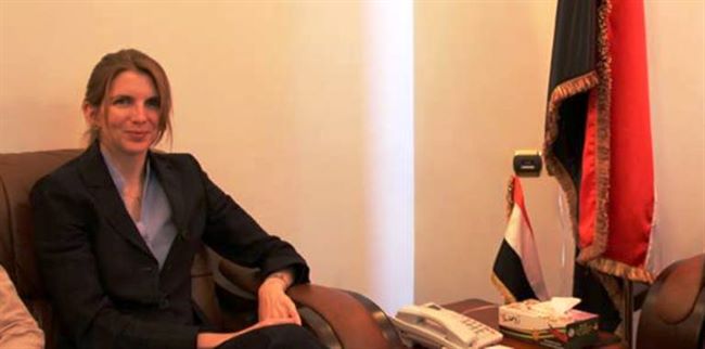 سفيرة بريطانيا باليمن تصف الانفصال بالانتحار وتكشف رأيها بالحوثي والاصلاح