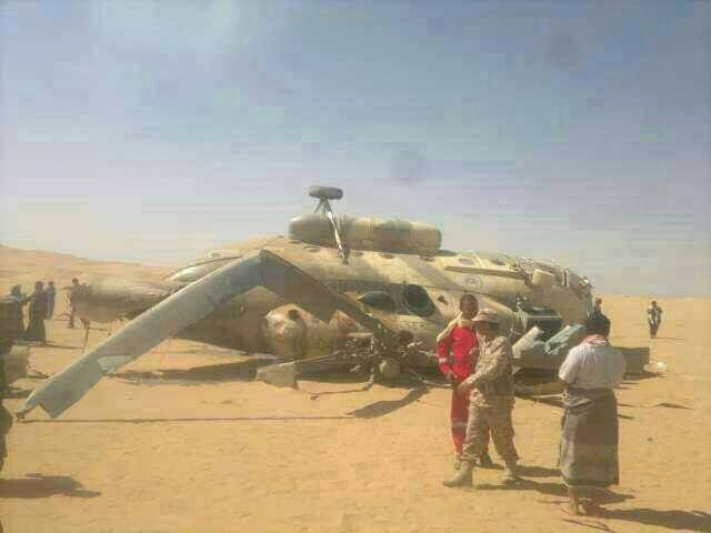 سقوط طائرة عسكرية يمنية بهجلة حضرموت والأهالي يتحفظون على الطيار ومساعده