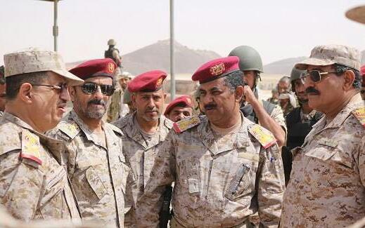 المقدشي يعلن من"صحن الجن"اقتراب الجيش الوطني من صنعاء(صور)