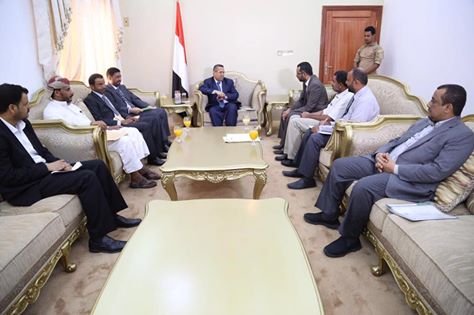 الحكومة اليمنية تعلن إجراءات عاجلة لمواجهة نقص الطاقة الكهربائية بعدن