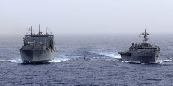 أسطول إيراني يبحر إلى عمان بطريقه لشمال المحيط الهندي وخليج عدن