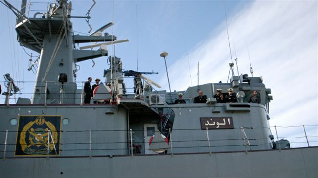 البحرية الإيرانية تتصدى لهجمات على سفينتين تجاريتين بخليج عدن