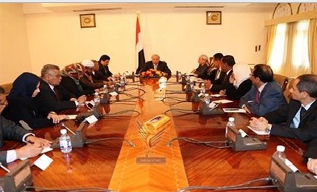 الرئيس هادي:اليمن تمر بمرحلة فاصلة تستدعي تنفيذ الاستحقاقات الدستورية 