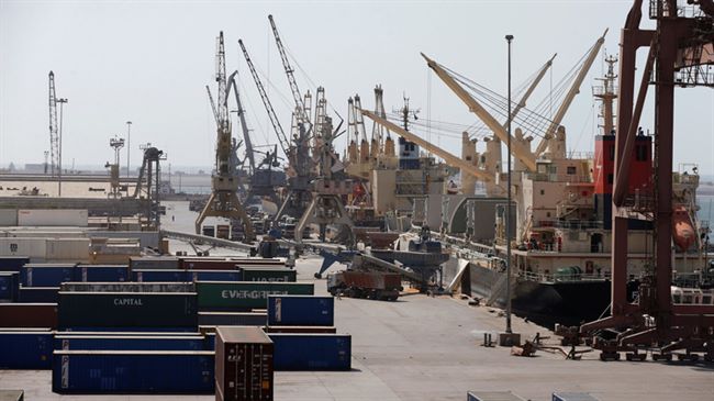 التحالف يعلن استعداده لعملية عسكرية خاصة للسيطرة على ميناء الحديدة