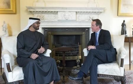 كاميرون يشكر الامارات على تحريرها رهينة بريطاني من قاعدة اليمن