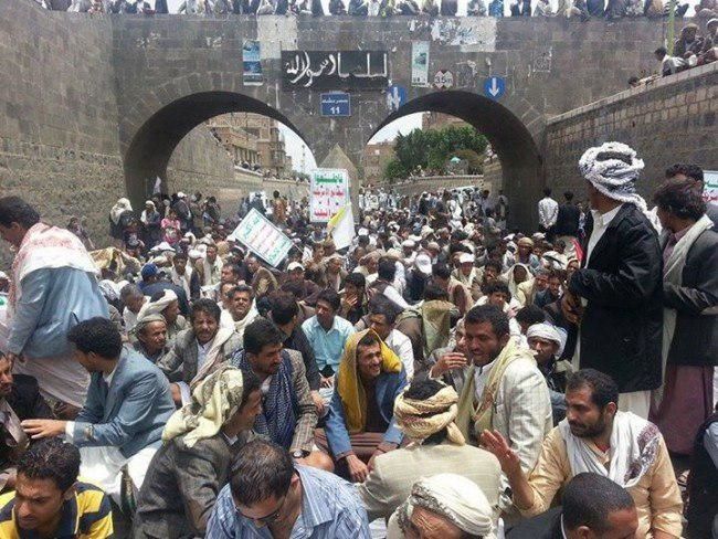موقع أمريكي يكشف سر الصمت السعودي على استيلاء الحوثيين على صنعاء