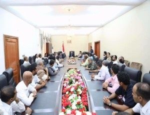 الحكومة اليمنية تطالب البنك الدولي بسرعة الإفراج عن المحفظة المالية
