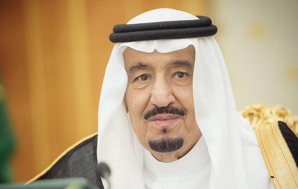 الملك السعودي يتعهد ويتوعد بالمحاسبة والمحاكمة لكل متورط بجريمة القديح