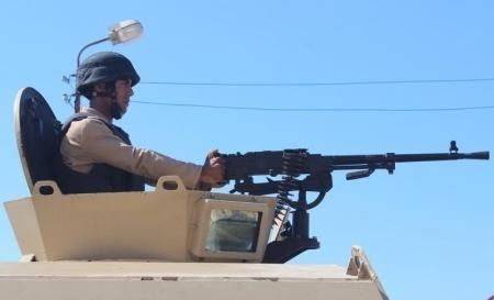 رويترز .. الجيش المصري يعلن مقتل 8 من جنوده بشمال سيناء 