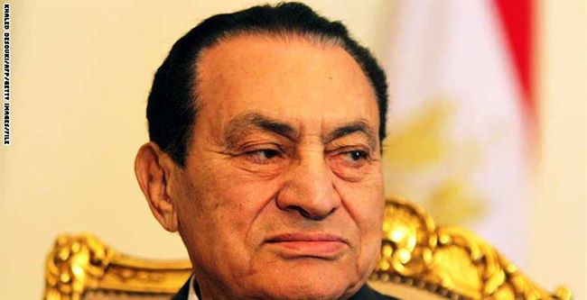 أحدث صورة للرئيس المصري الأسبق حسني مبارك تثير الصدمة(شاهده)