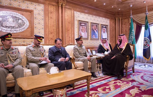 العربية تكشف عن أول عمل يقوم به وزير الدفاع السعودي الجديد"صور"