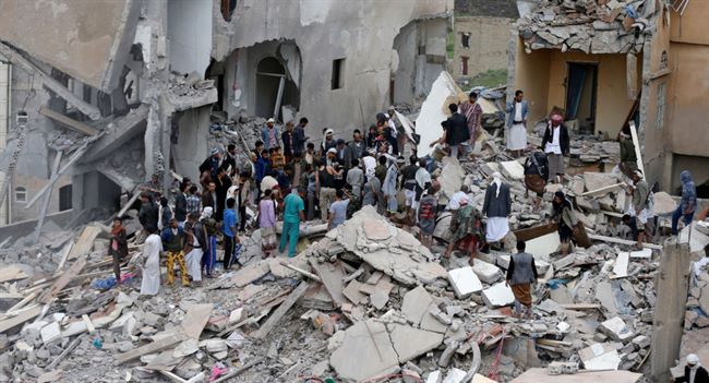 مقتل 90 شخصاً في معارك وغارات جوية في جبهات مختلفة بأنحاء اليمن