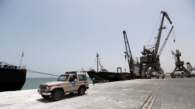 الحكومة اليمنية الشرعية تحذر من كارثة نفطية بالبحر الاحمر وخليج عدن
