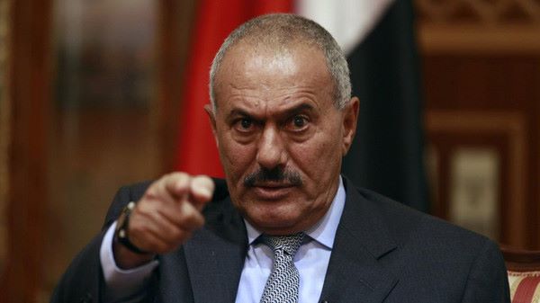 صالح يرد على الدول الـ10بانتقاده للحوثيين لأول مرة ومطالبتهم برفع اعتصامهم