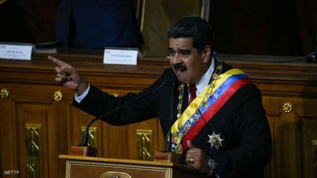 الرئيس الفنزويلي يعلن قطع علاقات بلاده بأمريكا وبقائه بقصرالرئاسة(صور)