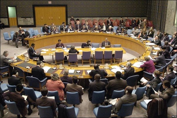 مجلس الأمن يعلن تمديد العقوبات المفروضة على مقوضي السلام باليمن