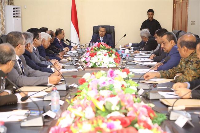 وزير بحكومة الشرعية يكشف عن السبيل الوحيد لإحلال السلام في اليمن