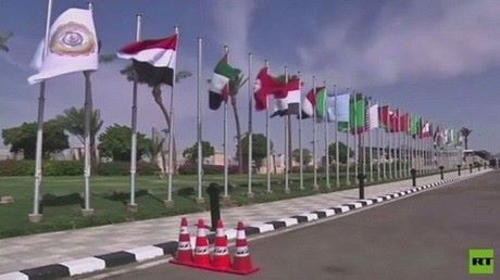تحليل لقناة روسية عن ماينتظره اليمنيون من أول قمة عربية بعد"العاصفة"